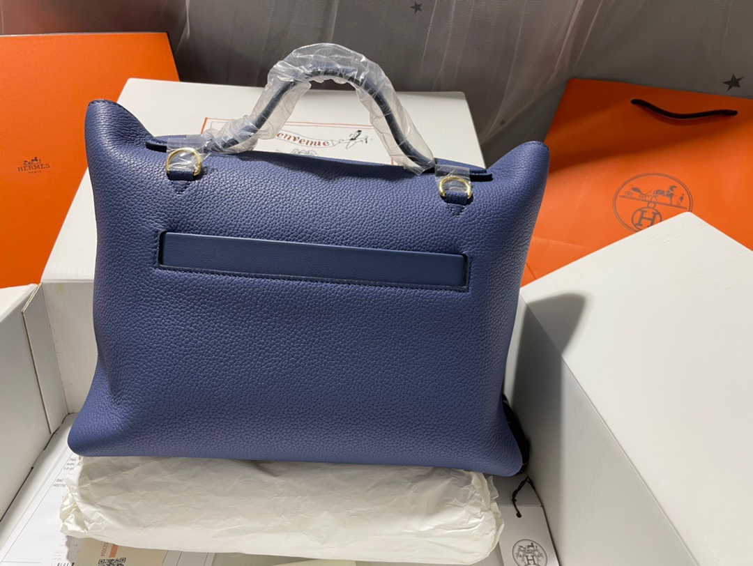 Hermes Kelly 2424 29cm Handbag in Blue Thalassa Clemence Leather 